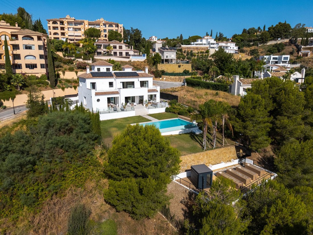 Villa in Elviria-Cabopino, Marbella, Spain 2 - 16734107