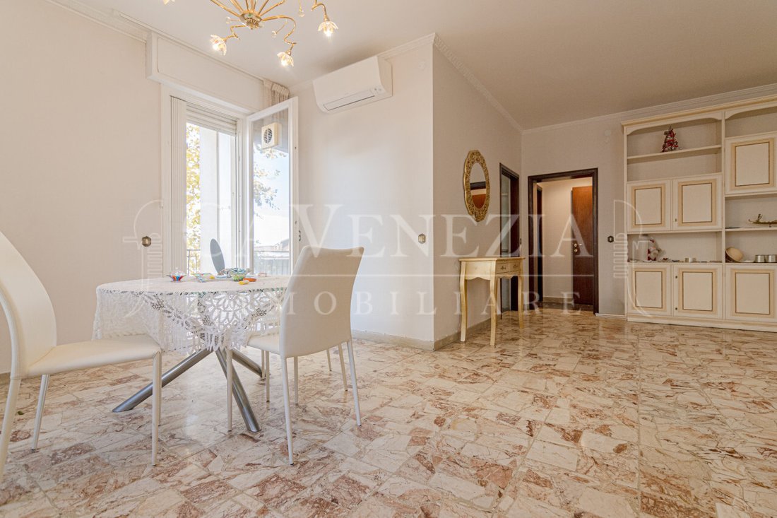 Apartment in Isle of Lido, Veneto, Italy 2 - 16742951