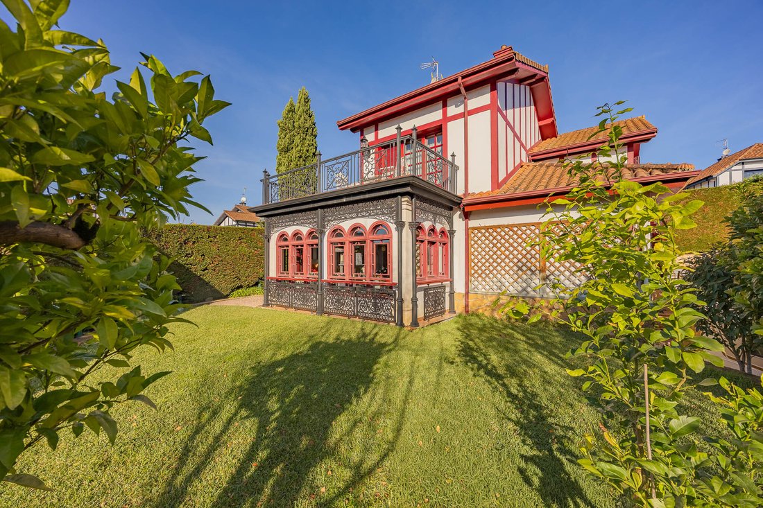 Villa in Galdakao, Basque Country, Spain 2 - 16742857