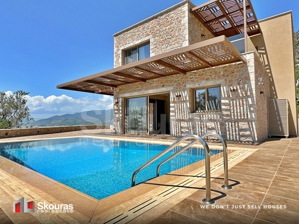 Villa in Verga Community, Peloponnese, Western Greece and the Ionian, Greece 1 - 16727545