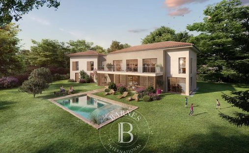 Land in Ouest, Craponne, France 1