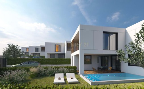 Villa in Alcantarilha, Algarve, Portugal 1