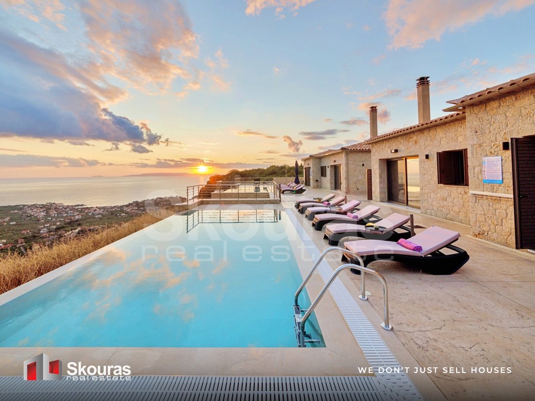 Villa in Lefktro, Peloponnese, Western Greece and the Ionian, Greece 2 - 16727574