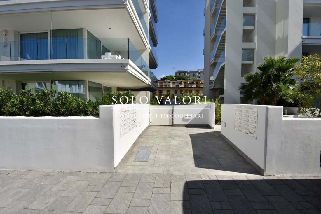 Apartment in Lido di Jesolo, Jesolo, Veneto 3 - 16742958
