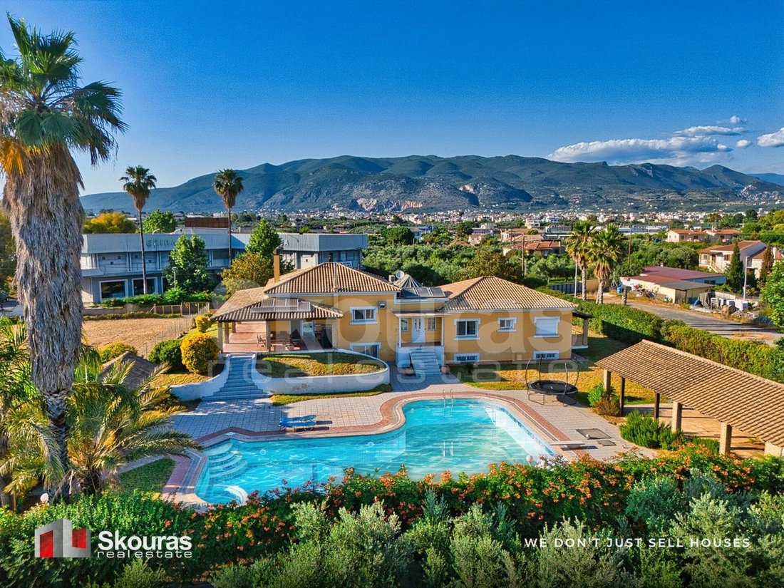 Villa in Kalamata, Peloponnese, Western Greece and the Ionian, Greece 1 - 16727572