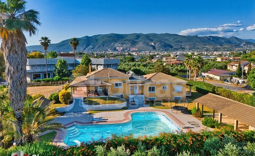 Villa in Kalamata, Peloponnese, Western Greece and the Ionian, Greece 1