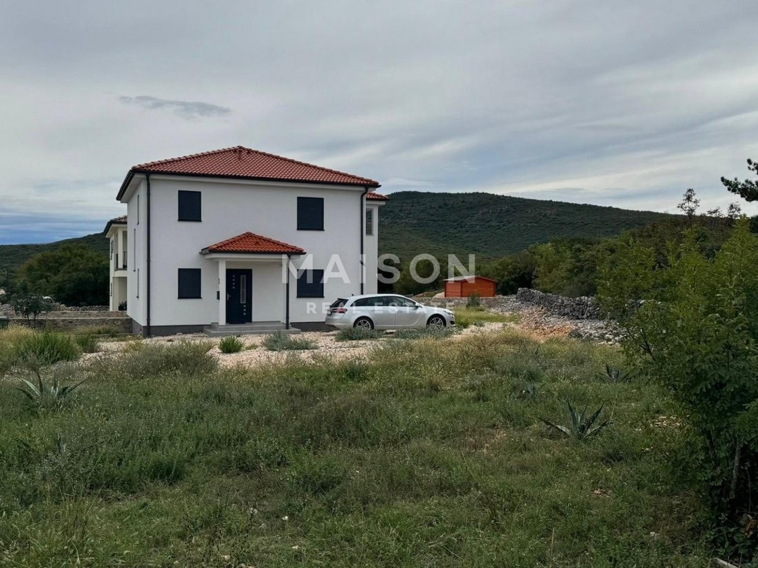 House in Vrbnik, Primorje-Gorski Kotar County, Croatia 1 - 16742279