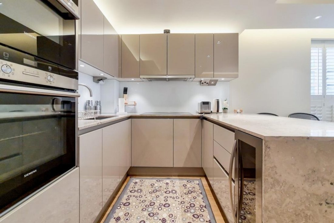 Apartment in Walham Green, Hammersmith and Fulham, England 3 - 16741171