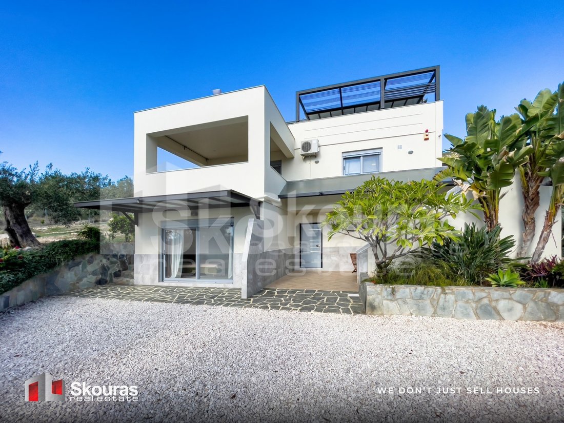 Villa in Community of Loutraki - Perachora, Loutraki - Perachora, Greece 3 - 16727828