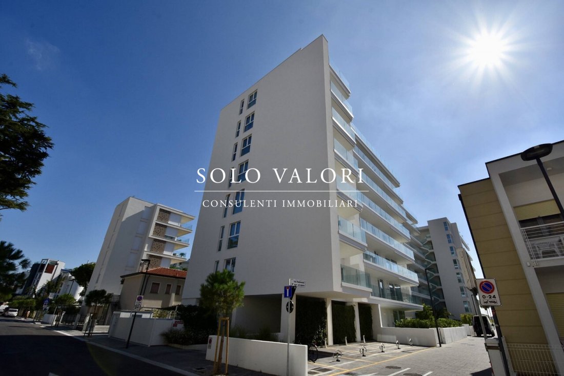 Apartment in Lido di Jesolo, Jesolo, Veneto 2 - 16742958
