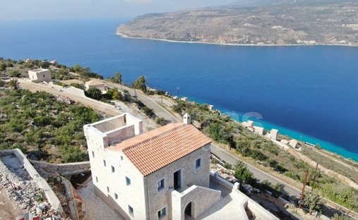 Haus in Oitylos, Peloponnese, Western Greece and the Ionian, Griechenland 1