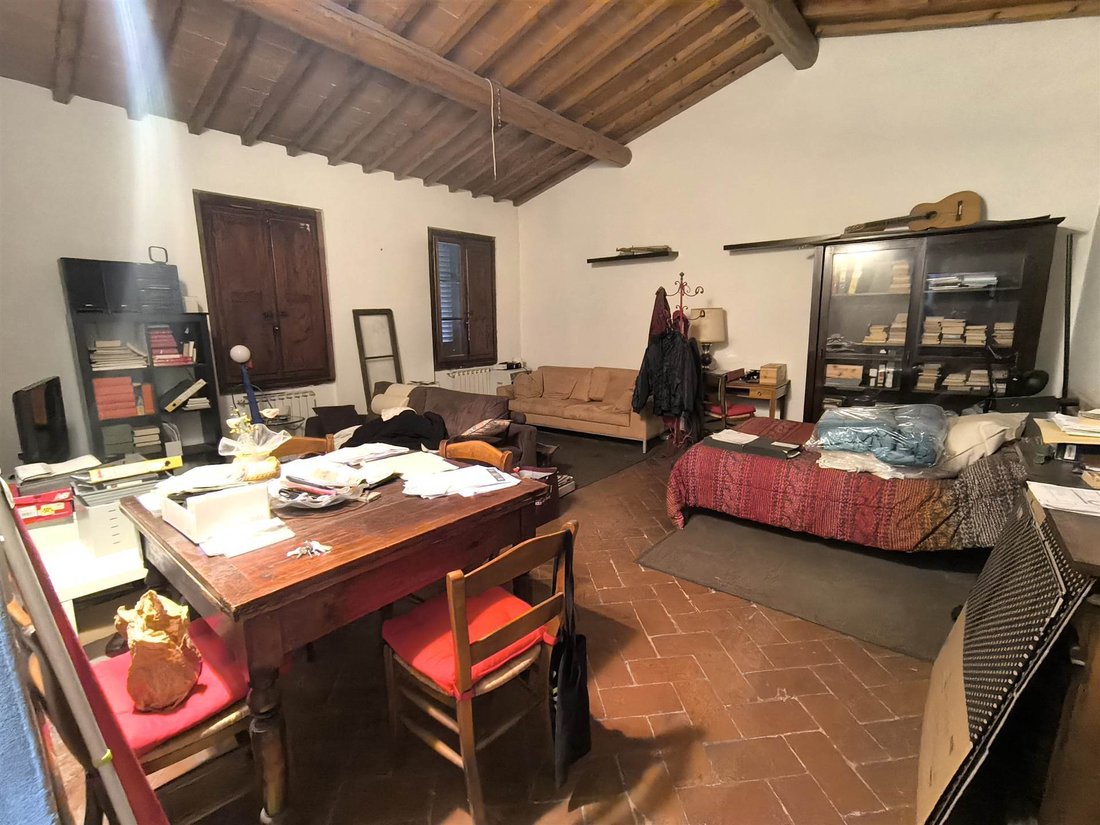 House in Casellina, Scandicci, Tuscany 5 - 16742138
