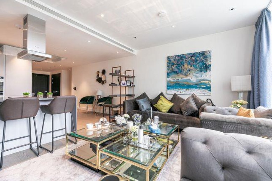 Apartment in Battersea, Wandsworth (Greater London), England 1 - 16741086