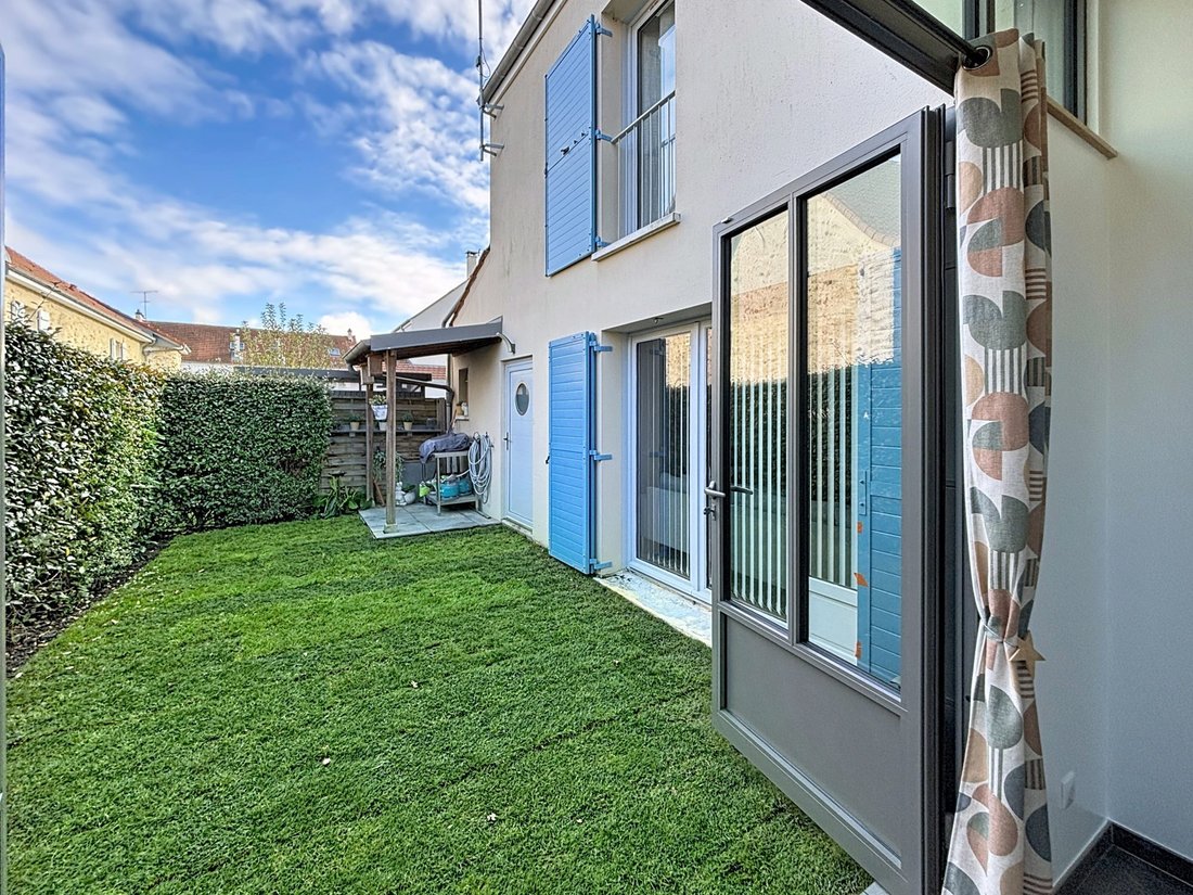 House in Les Loges-en-Josas, Ile-de-France, France 2 - 15423566