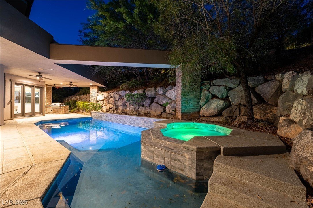 House in Las Vegas, Nevada, United States 3 - 16743623