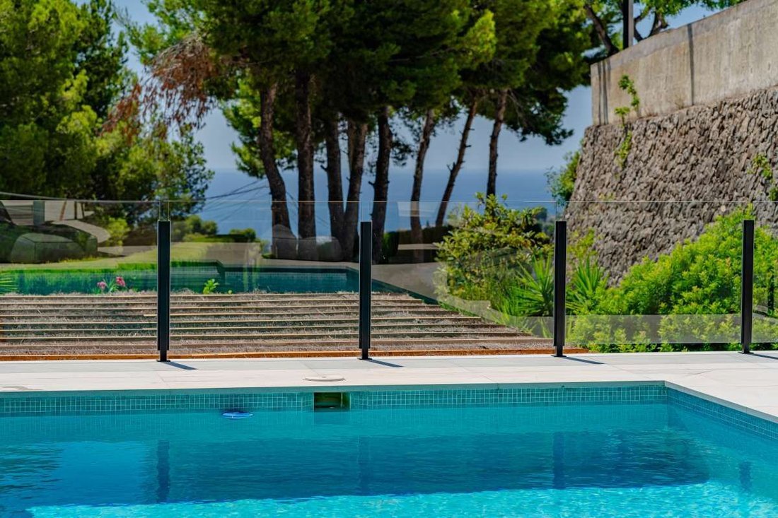 Villa in Calp / Calpe, Valencian Community, Spain 2 - 16743647