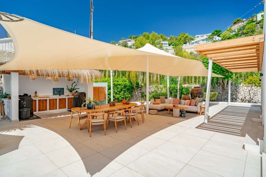 Villa in Calp / Calpe, Valencian Community, Spain 3 - 16743647