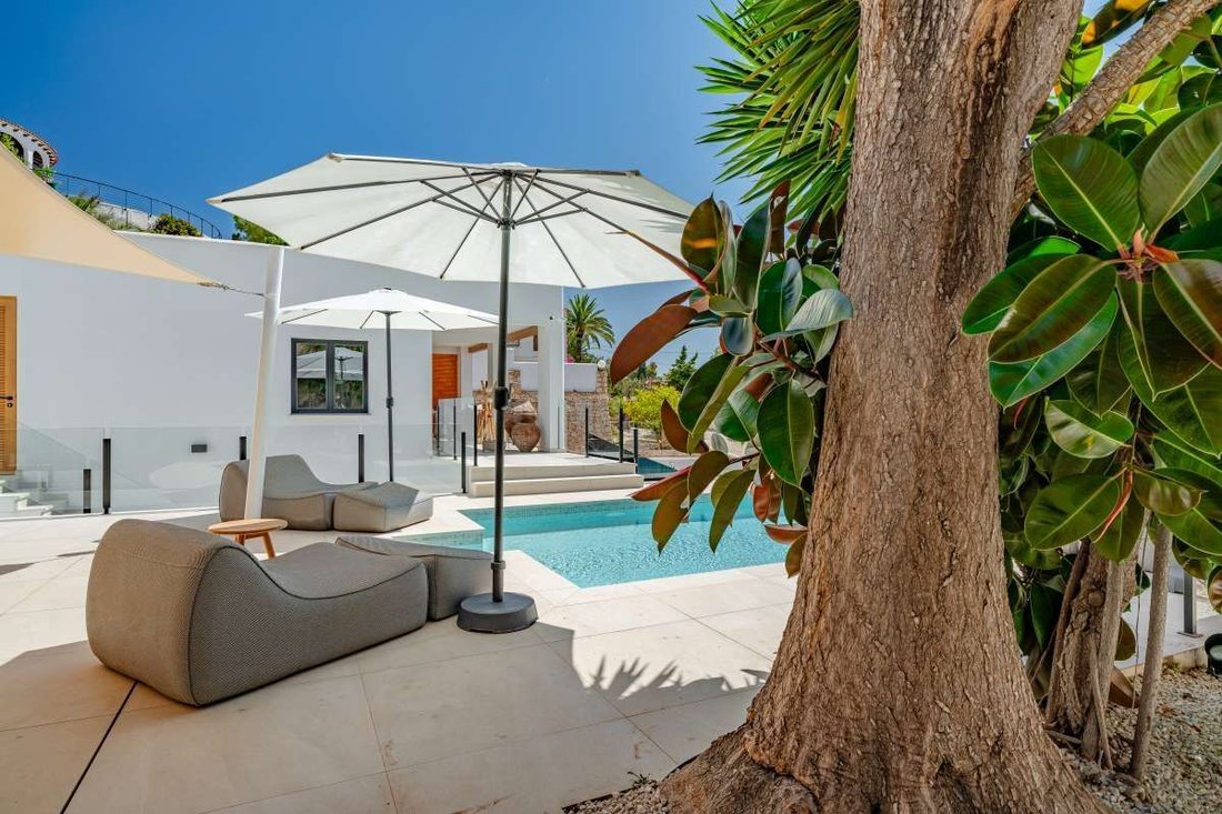 Villa in Calp / Calpe, Valencian Community, Spain 5 - 16743647