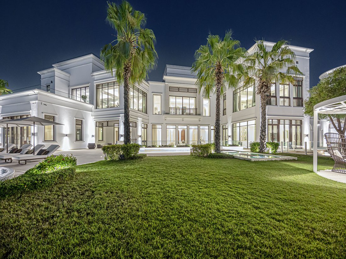 Villa in Dubai, Dubai, United Arab Emirates 2 - 16744303