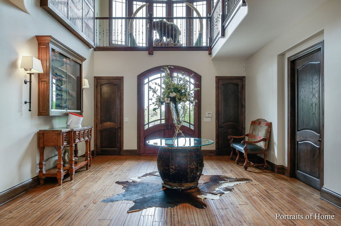 House in Oak Brook, Illinois, United States 3 - 16741987