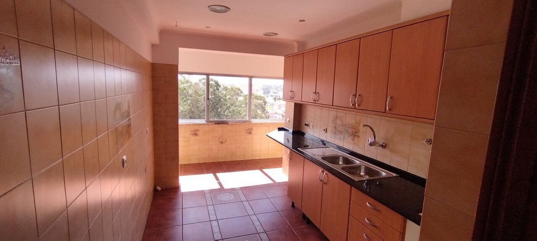 Apartment in Odivelas, Lisbon, Portugal 2 - 16744000