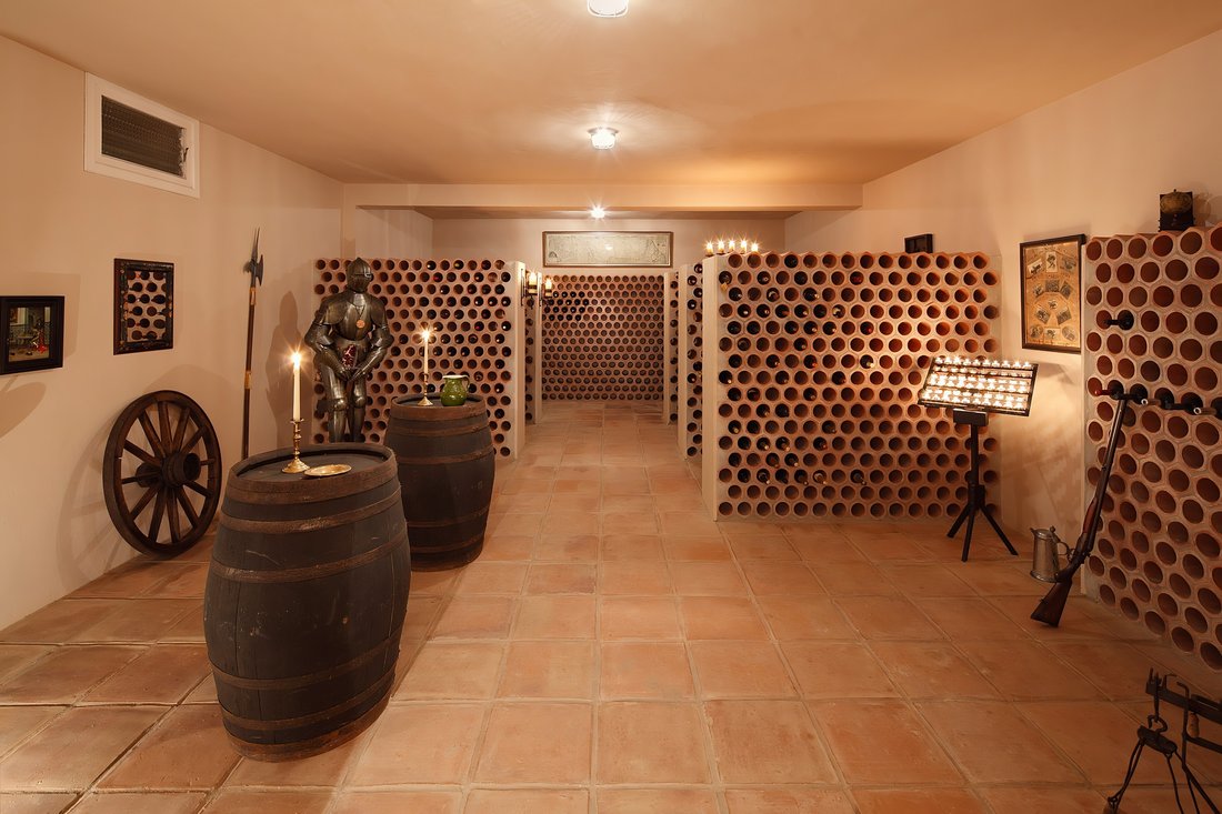 Villa in Rio Real, Marbella, Andalusia 5 - 16744422