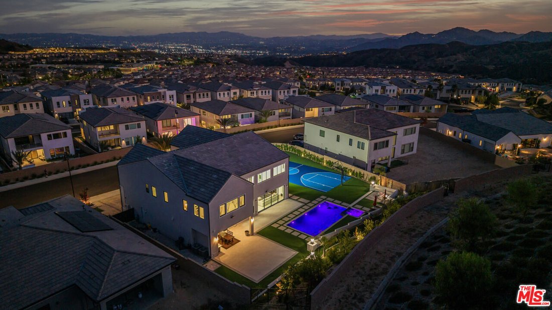 House in Los Angeles, California, United States 2 - 16744699