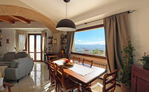 Castle for Sale in Castiglione d'Orcia, Tuscany, Italy