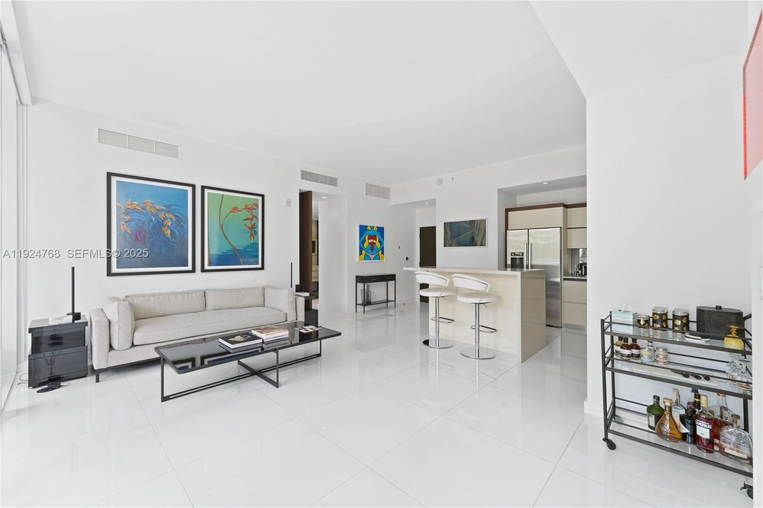 Condo in Miami Beach, Florida, United States 4 - 16742391