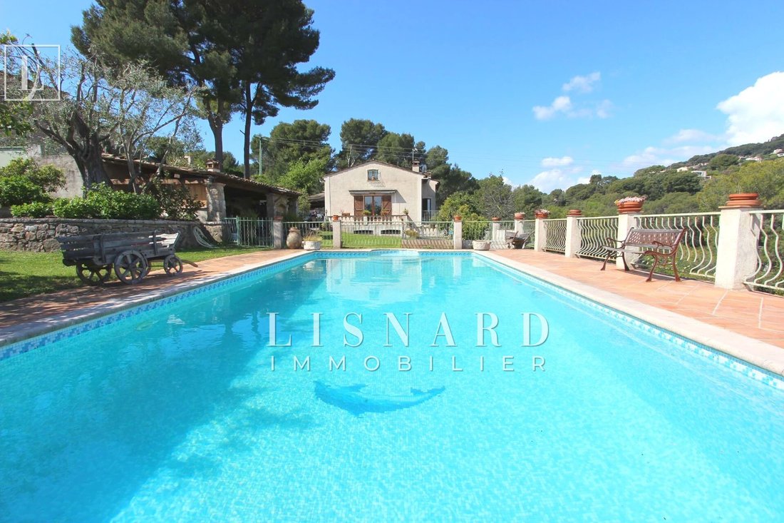 Villa in Centre, Vallauris, France 5 - 16744281