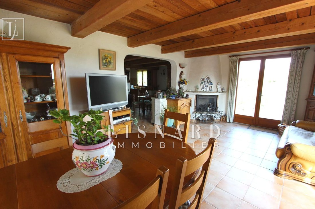 Villa in Centre, Vallauris, France 3 - 16744281