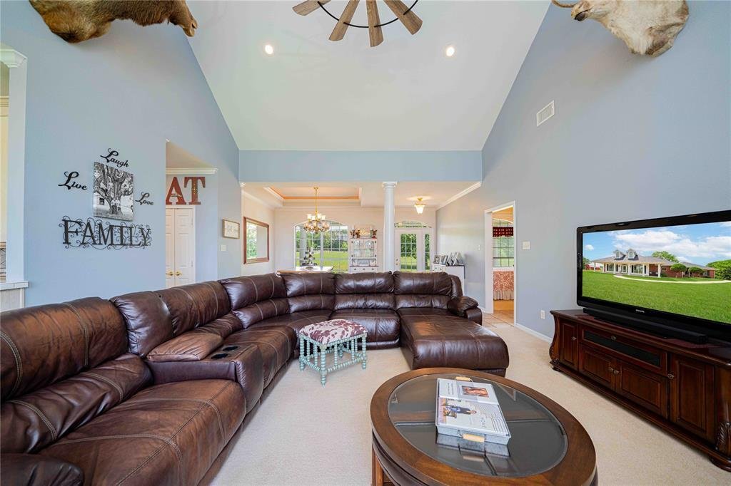 House in Gladewater, Texas, United States 4 - 16744293