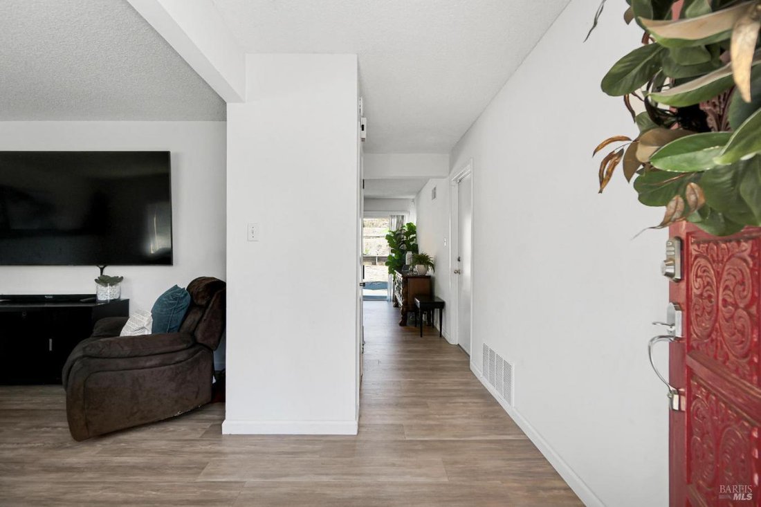 House in Benicia, California, United States 3 - 16744274