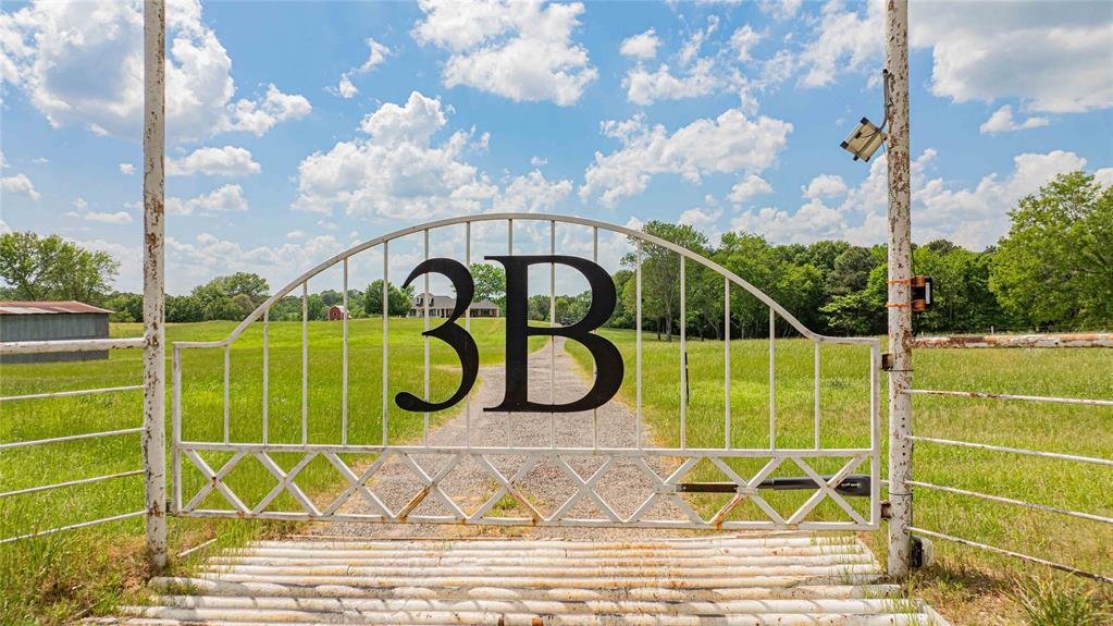 House in Gladewater, Texas, United States 3 - 16744293