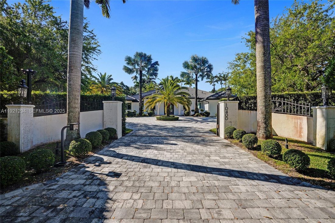 House in Miami, Florida, United States 5 - 16744549