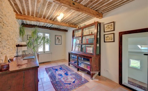 Castle for Sale in Forcalquier, Provence-Alpes-Côte d'Azur, France