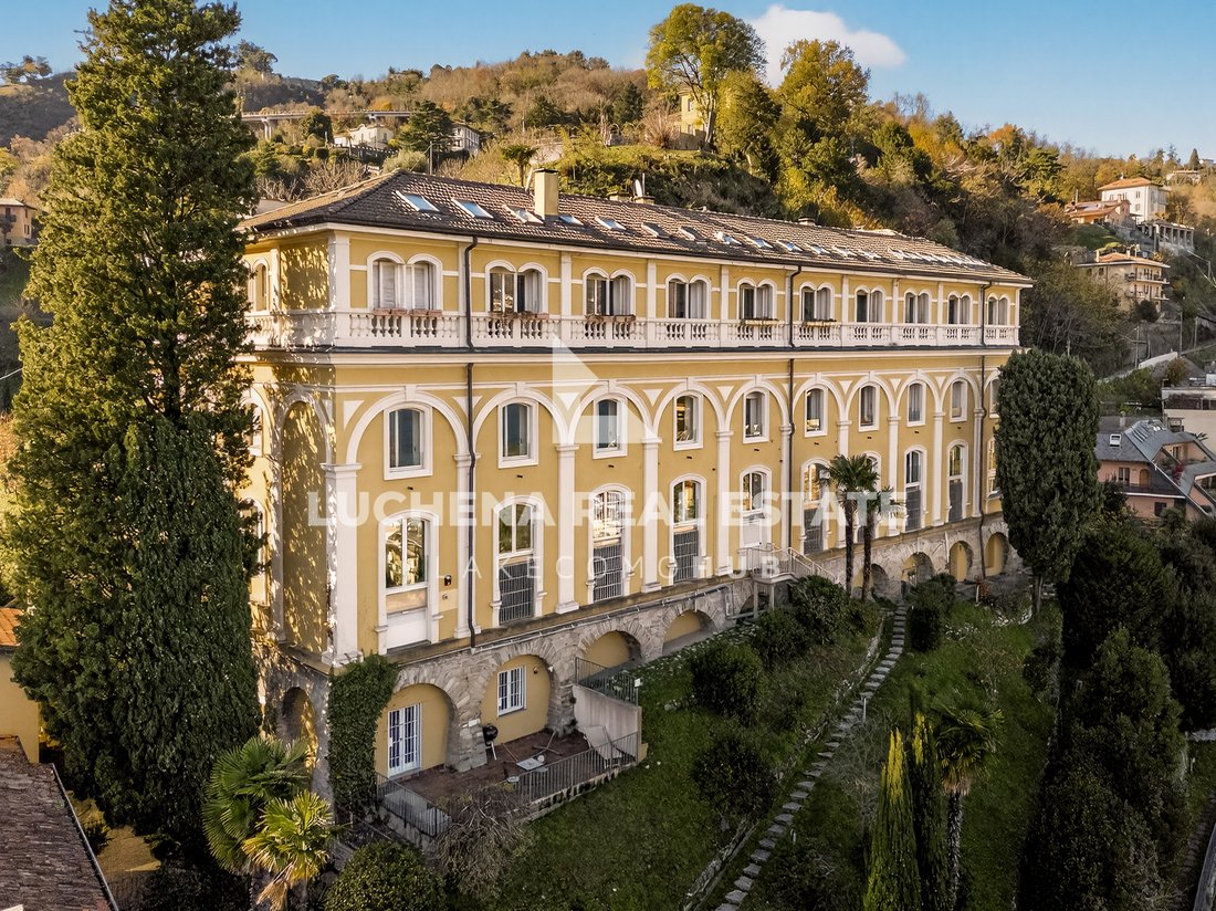 Appartamento a Centro-Lago Occidentale, Como, Lombardia 1 - 16744805