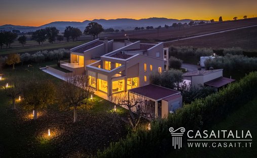 Castle for Sale in Montefalco, Umbria, Italy - 4