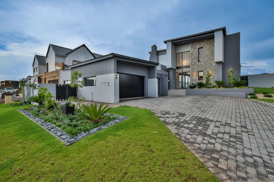 House in Sunderland Ridge AH, Gauteng, South Africa 2 - 16745231