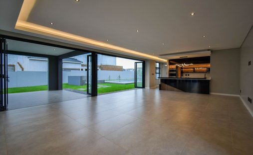 House in Centurion, Gauteng, South Africa 1