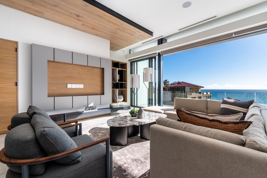 Apartment in Bakoven, Cape Town, South Africa 2 - 16745225