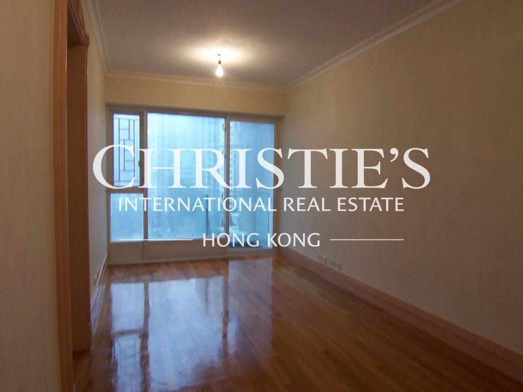 Apartment in Hong Kong, Hong Kong 3 - 16745250