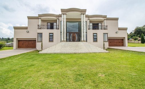 House in De Deur, Gauteng, South Africa 1