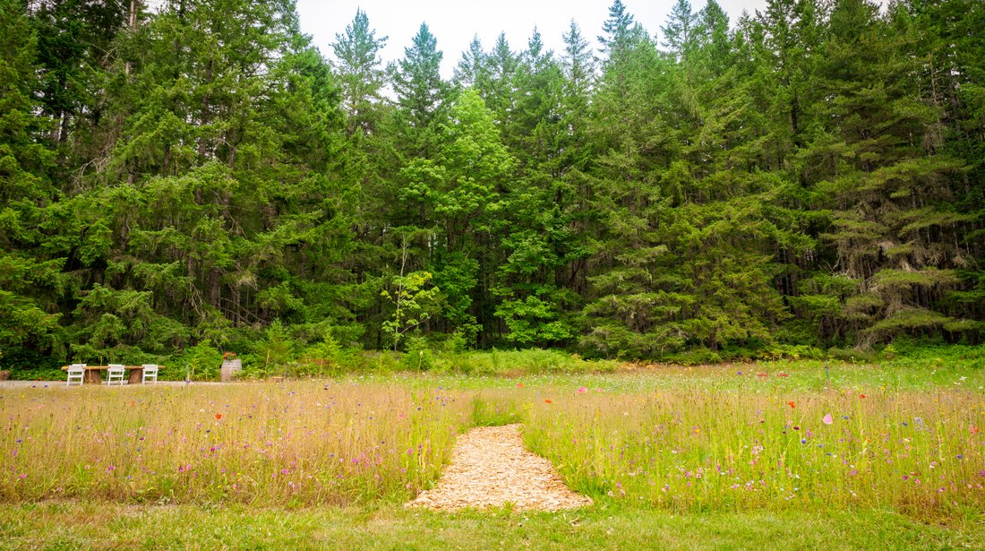Poulsbo, Washington, United States 3 - 16745313