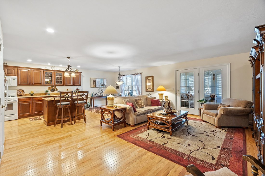 Condo in Methuen, Massachusetts, United States 4 - 16745366