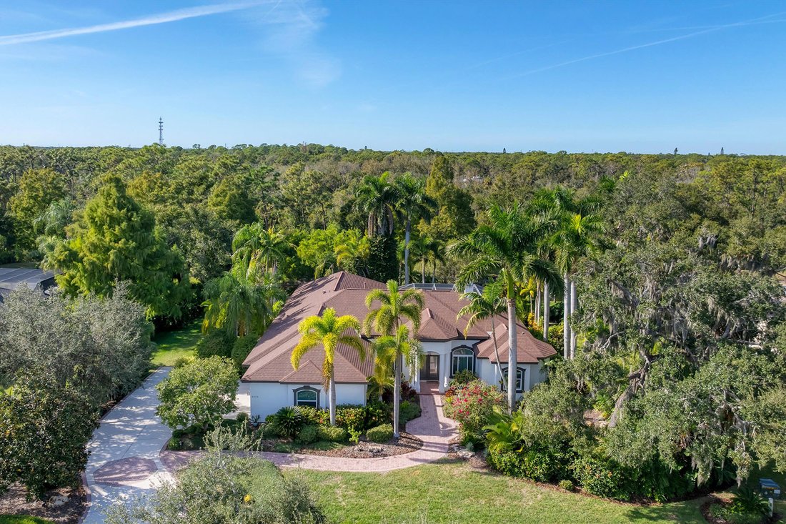 Bradenton, Florida, United States 1 - 16745393