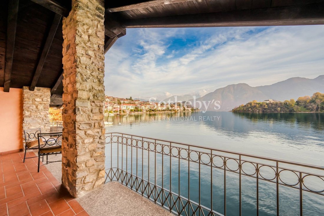 House in Sala Comacina, Lombardy, Italy 5 - 16745460