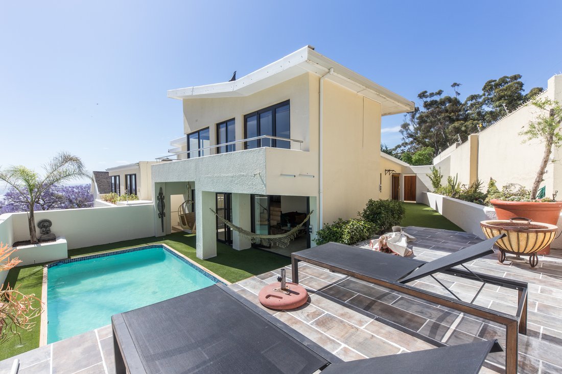 House in Fresnaye, Bakoven, Cape Town 1 - 16746522