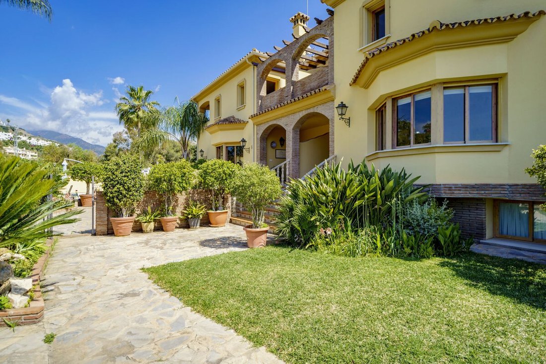 Villa in La Quinta, Benahavis, Andalusia 5 - 15919340