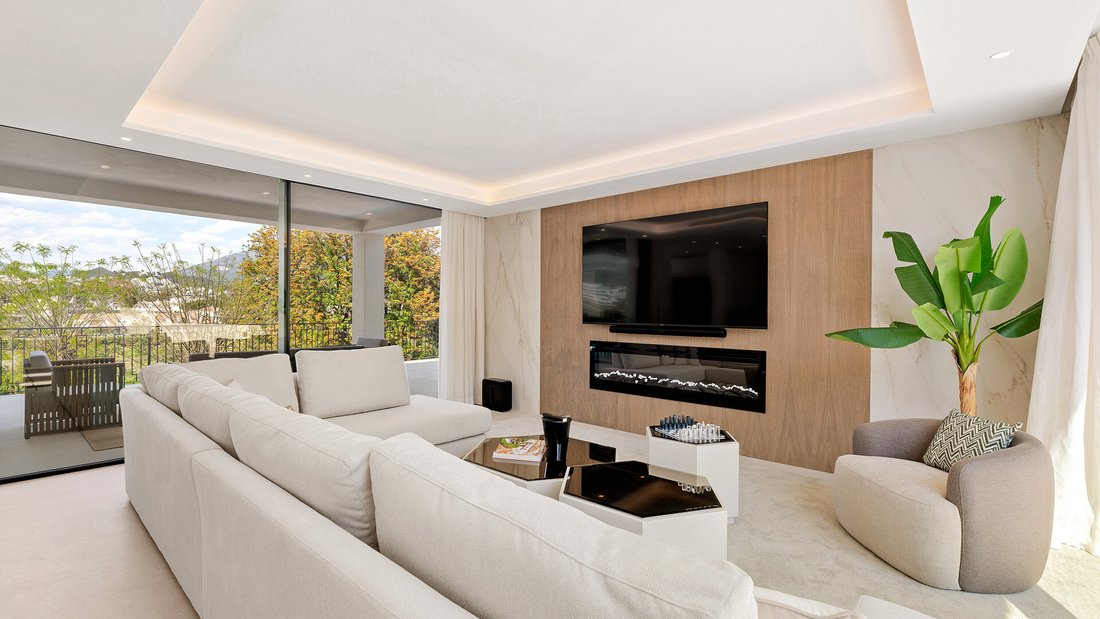 Villa in Nueva Andalucia, Marbella, Spain 2 - 16746345